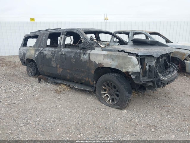 2017 GMC YUKON XL 1GKS2GKC1HR315775