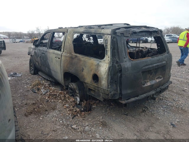 2017 GMC YUKON XL 1GKS2GKC1HR315775 Photo 2