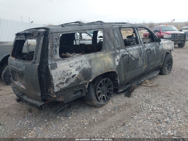 2017 GMC YUKON XL 1GKS2GKC1HR315775 Photo 3