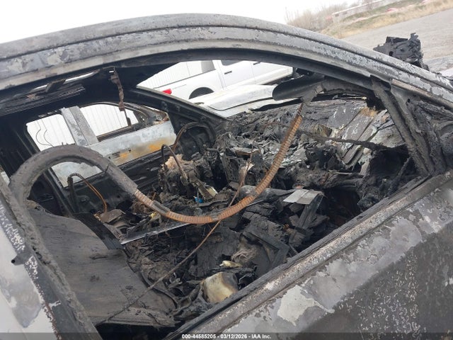 2017 GMC YUKON XL 1GKS2GKC1HR315775 Photo 4