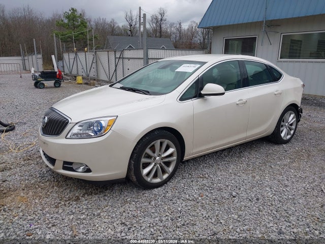 44585230 :رقم المزاد ، 1G4PR5SK0F4209963 vin ، 2015 Buick Verano Convenience Group مزاد بيع