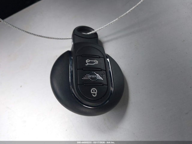 2023 MINI CONVERTIBLE WMW23DL03P3P61842 Photo 10