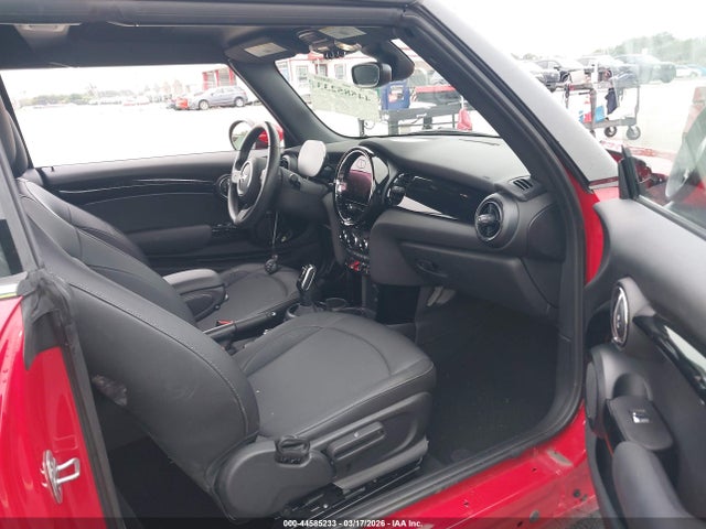 2023 MINI CONVERTIBLE WMW23DL03P3P61842 Photo 4