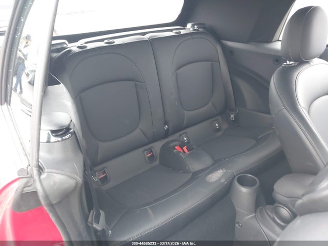2023 MINI CONVERTIBLE WMW23DL03P3P61842 Photo 7
