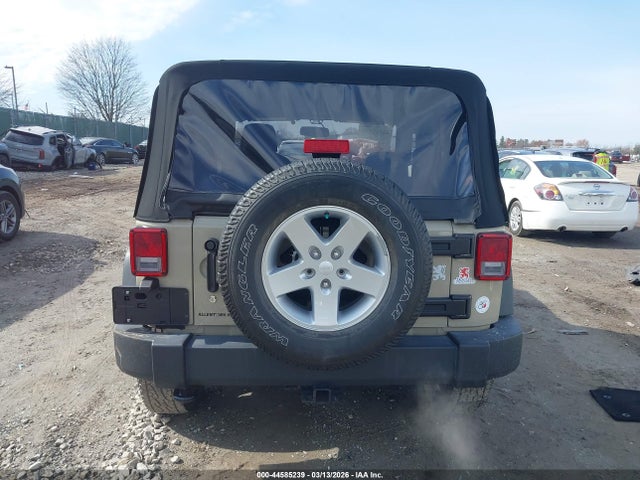 1C4AJWAG2HL616745 Jeep Wrangler Sport 4x4