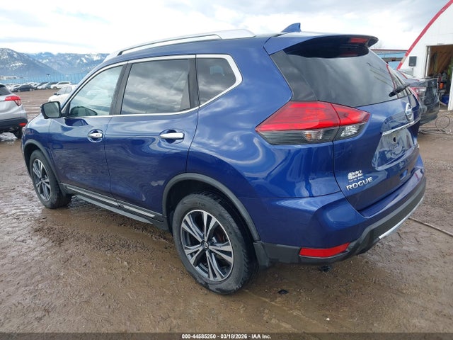 JN8AT2MV3HW008619 Nissan Rogue Sl