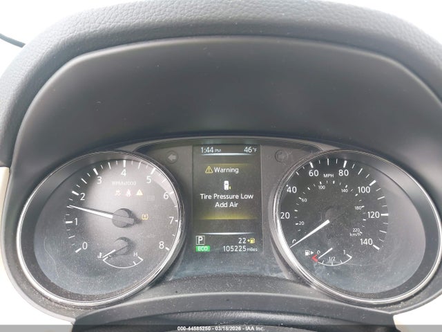 JN8AT2MV3HW008619 Nissan Rogue Sl