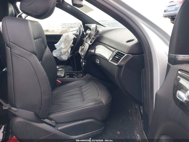 2019 MERCEDES-BENZ GLE 400 4JGDA5GB0KB216372 Photo 4