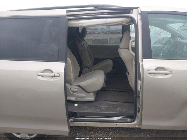 2015 TOYOTA SIENNA 5TDKK3DC8FS533647 Photo 7