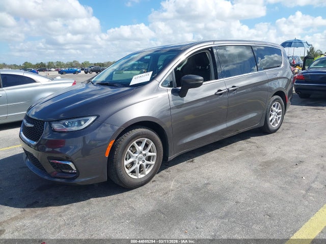 Продажа на аукционе авто 2023 Chrysler Pacifica Touring L, vin: 2C4RC1BG2PR546765, номер лота: 44585294
