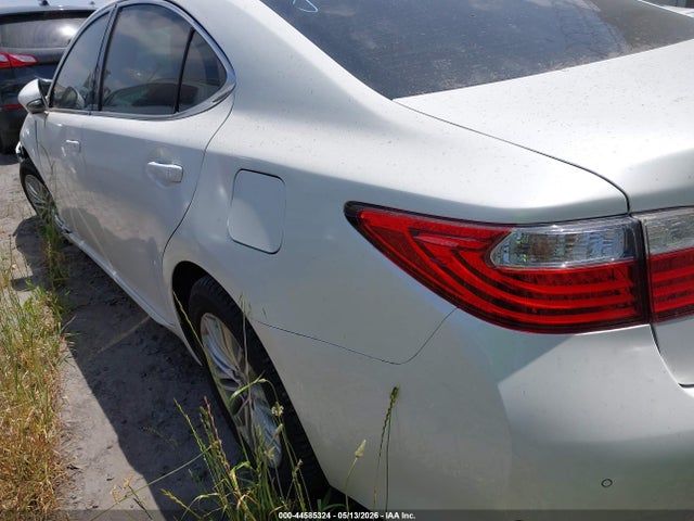 44585324 :رقم المزاد ، JTHBK1GG7E2123090 vin ، 2014 Lexus Es 350 مزاد بيع
