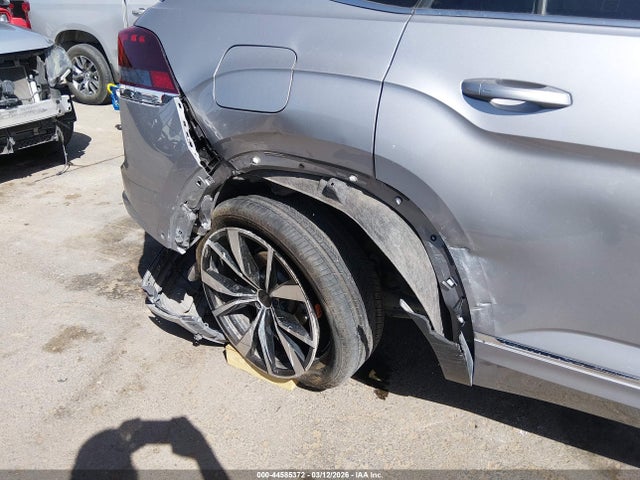 44585372 :رقم المزاد ، 1V2FE2CA3RC212557 vin ، 2024 Volkswagen Atlas Cross Sport 2.0t Sel Premium R-line مزاد بيع