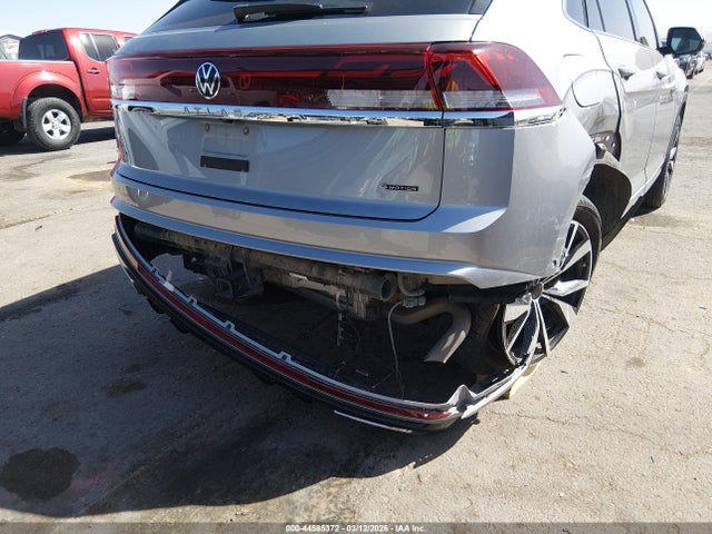 44585372 :رقم المزاد ، 1V2FE2CA3RC212557 vin ، 2024 Volkswagen Atlas Cross Sport 2.0t Sel Premium R-line مزاد بيع
