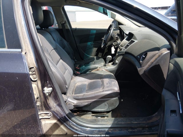 2014 CHEVROLET CRUZE 1G1PE5SB5E7309806 Photo 4