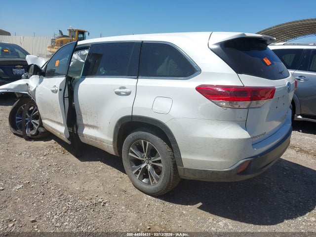 2017 TOYOTA HIGHLANDER 5TDZARFH5HS027676 Photo 2