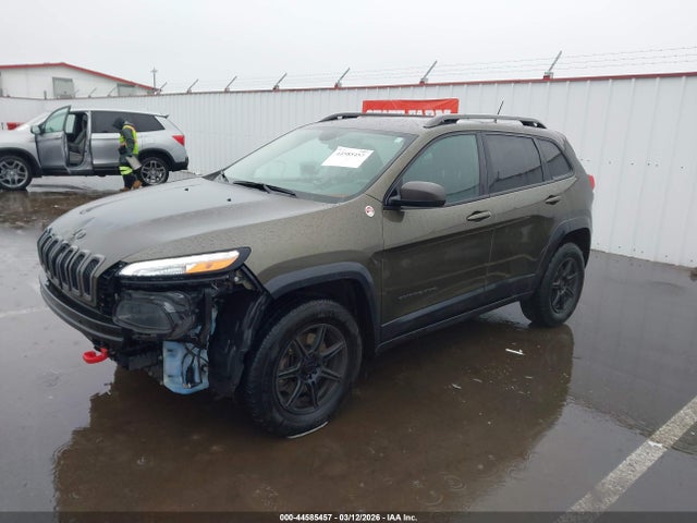 Jeep Cherokee Trailhawk 2015 1C4PJMBS0FW674186 Image 2