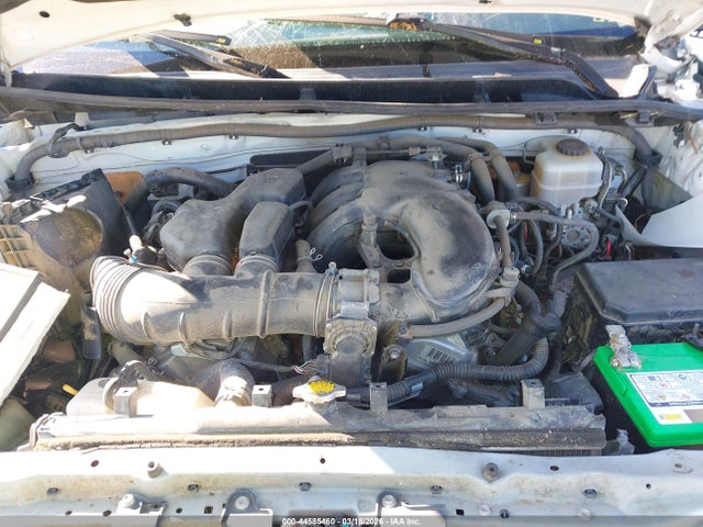 Toyota 4RUNNER SR5 2015 JTEBU5JR8F5239911 Image 10