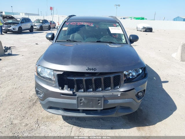44585503 :رقم المزاد ، 1C4NJCBA2FD220199 vin ، 2015 Jeep Compass Altitude Edition مزاد بيع