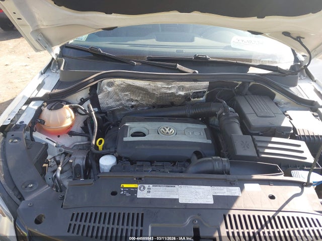 2017 Volkswagen Tiguan 2.0t Sport მანქანა იყიდება აუქციონზე, vin: WVGTV7AX0HK020893, აუქციონის ნომერი: 44585543