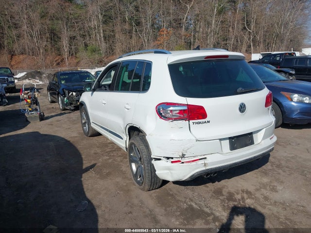2017 Volkswagen Tiguan 2.0t Sport მანქანა იყიდება აუქციონზე, vin: WVGTV7AX0HK020893, აუქციონის ნომერი: 44585543