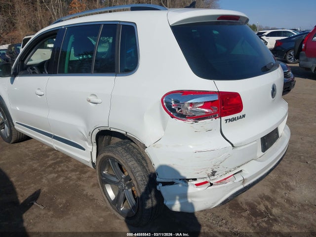 2017 Volkswagen Tiguan 2.0t Sport მანქანა იყიდება აუქციონზე, vin: WVGTV7AX0HK020893, აუქციონის ნომერი: 44585543