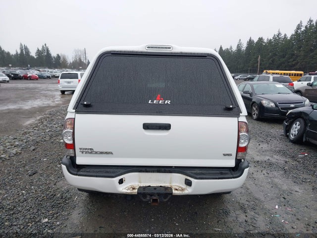 Toyota Tacoma Base V6 2015 5TFUU4EN4FX137802 Image 17