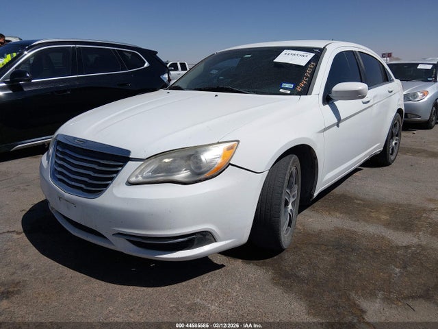 2014 Chrysler 200 Lx მანქანა იყიდება აუქციონზე, vin: 1C3CCBAB3EN125041, აუქციონის ნომერი: 44585585