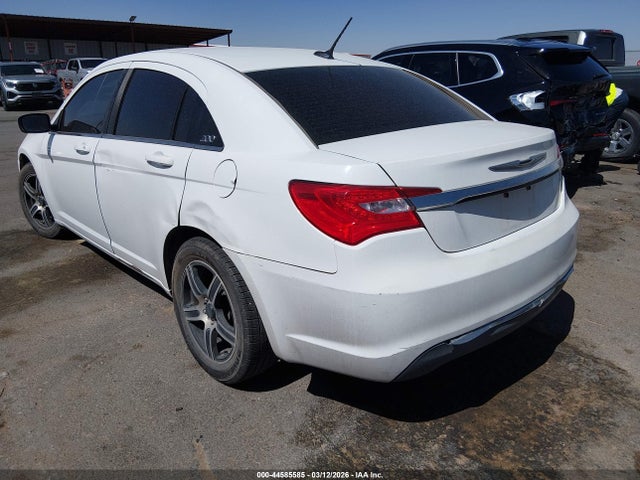2014 Chrysler 200 Lx მანქანა იყიდება აუქციონზე, vin: 1C3CCBAB3EN125041, აუქციონის ნომერი: 44585585