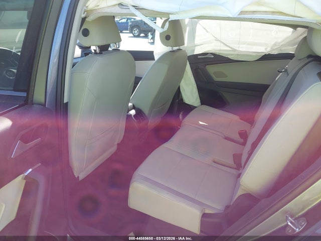 2019 VOLKSWAGEN TIGUAN 3VV3B7AX7KM149888 Photo 7