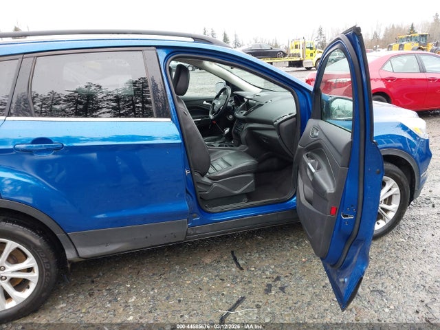 1FMCU9HD8JUA98424 Ford ESCAPE SEL