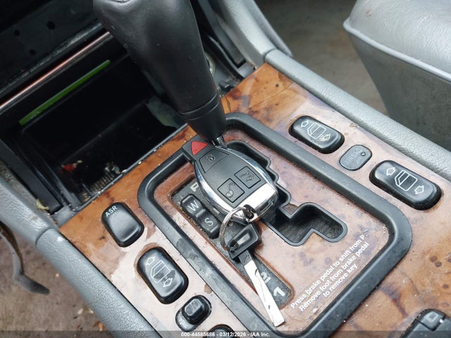 1999 MERCEDES-BENZ E 320 WDBJF65H8XA729239 Photo 10