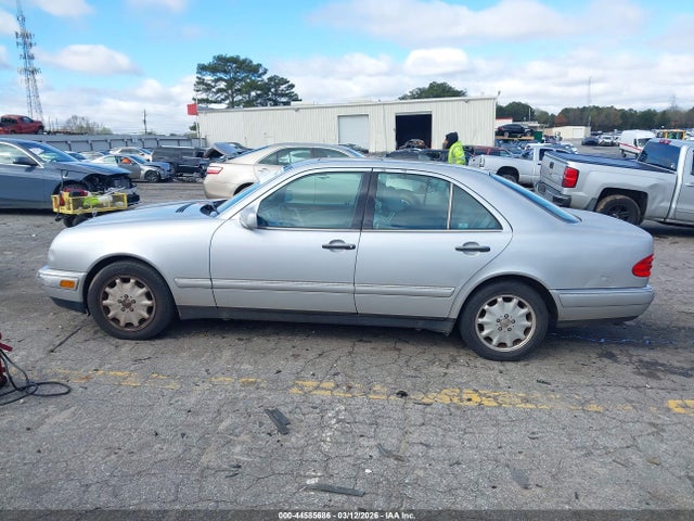 1999 Mercedes-benz E 320 მანქანა იყიდება აუქციონზე, vin: WDBJF65H8XA729239, აუქციონის ნომერი: 44585686