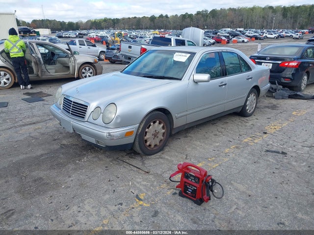 1999 MERCEDES-BENZ E 320 WDBJF65H8XA729239 Photo 1