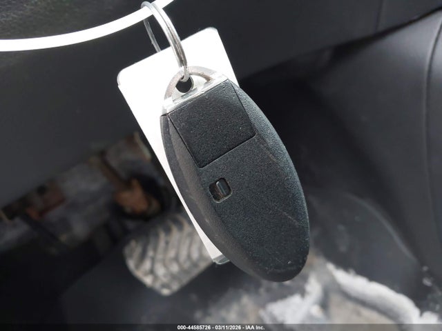 44585726 :رقم المزاد ، KNMAT2MV4FP523101 vin ، 2015 Nissan Rogue Sv مزاد بيع