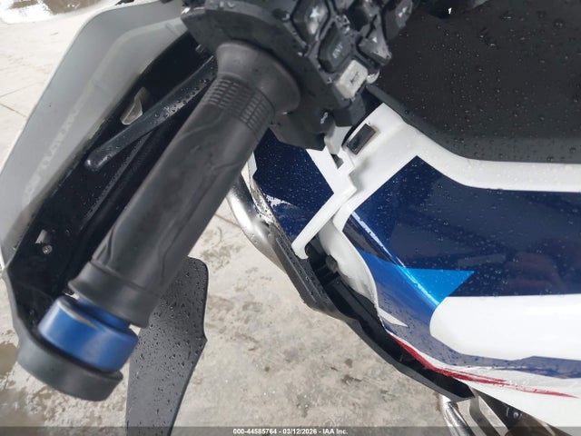 Honda Crf1100 D4 2024 JH2SD15E8RK000201 Image 16