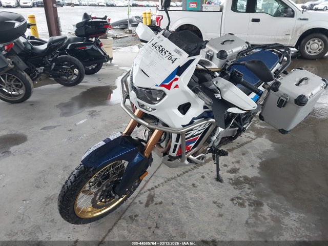 2024 HONDA CRF1100 JH2SD15E8RK000201 Photo 1