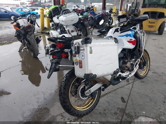 2024 HONDA CRF1100 JH2SD15E8RK000201 Photo 3