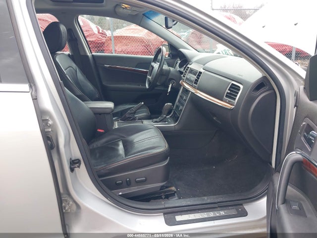2010 LINCOLN MKZ 3LNHL2GC8AR627824 Photo 4
