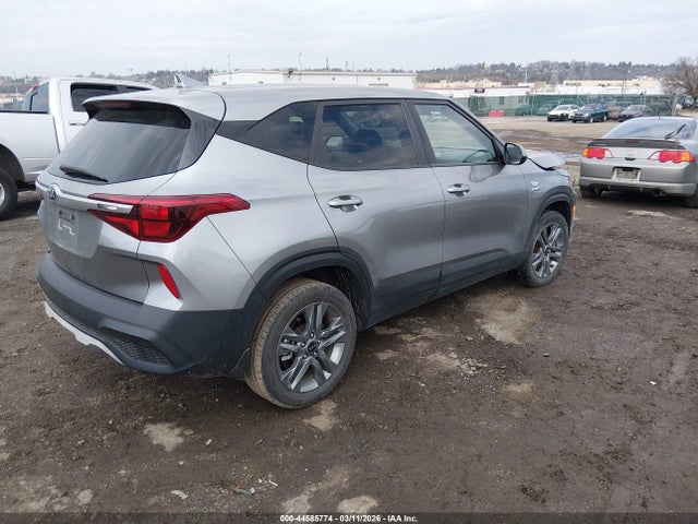 KNDEPCAAXM7152830 KIA Seltos Lx