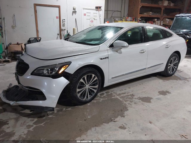 44585796 :رقم المزاد ، 1G4ZP5SS9HU156374 vin ، 2017 Buick Lacrosse Essence مزاد بيع