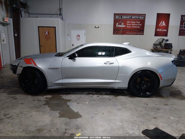 Chevrolet Camaro 1lt 2018 1G1FB1RX4J0160421 Image 14