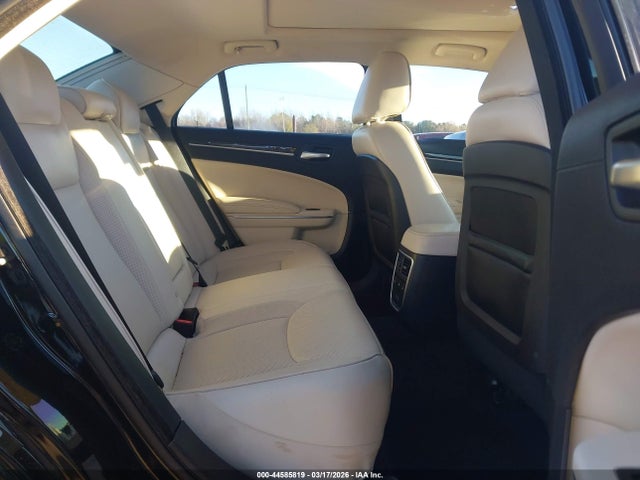 Продаж на аукціоні авто 2016 Chrysler 300c, vin: 2C3CCAEG2GH342723, номер лоту: 44585819