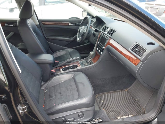 Продаж на аукціоні авто 2013 Volkswagen Passat 3.6l V6 Sel Premium, vin: 1VWCM7A33DC076641, номер лоту: 44585879