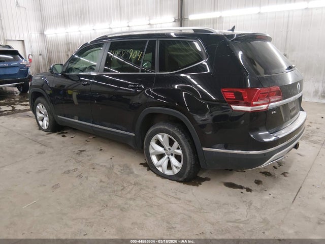 2018 VOLKSWAGEN ATLAS 1V2MR2CA0JC532306 Photo 2