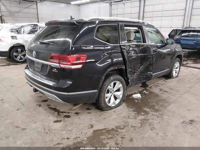 2018 VOLKSWAGEN ATLAS 1V2MR2CA0JC532306 Photo 3
