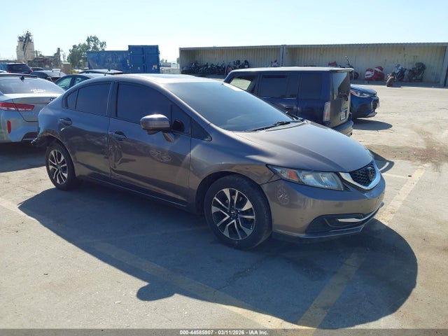 19XFB2F88EE253076 auction archive image