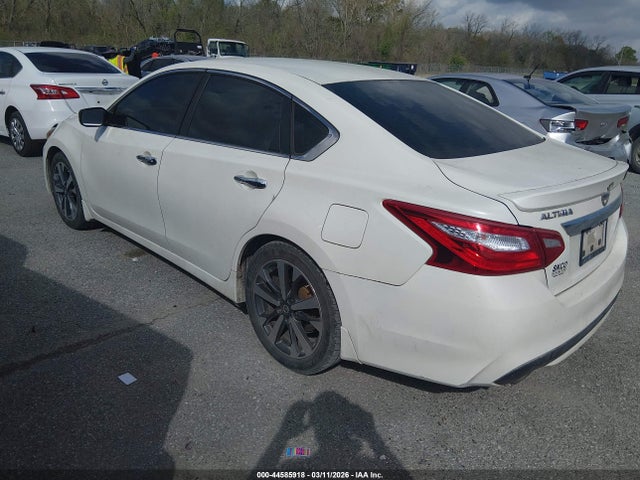 2016 Nissan Altima 2.5 Sr მანქანა იყიდება აუქციონზე, vin: 1N4AL3AP5GC132520, აუქციონის ნომერი: 44585918