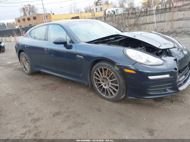 2016 PORSCHE PANAMERA WP0AA2A73GL007218