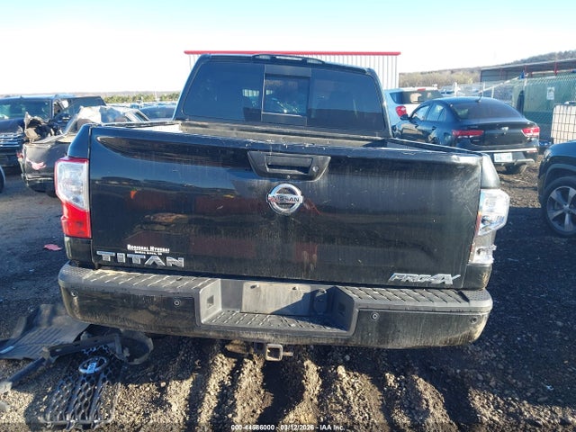 2017 Nissan Titan Platinum Reserve/pro-4x/s/sl/sv მანქანა იყიდება აუქციონზე, vin: 1N6AA1E53HN512472, აუქციონის ნომერი: 44586000