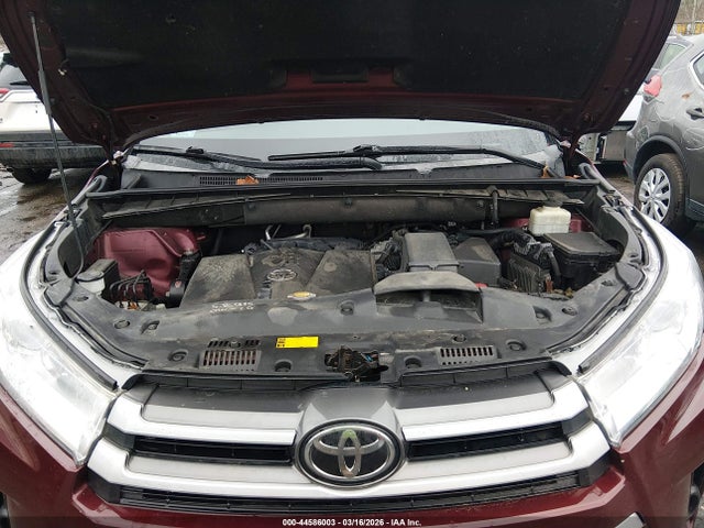 Toyota Highlander Le 2017 5TDBZRFH4HS387080 Image 10